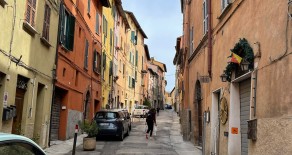 Corso Bersaglieri appartamento di ampia metratura da ristrutturare