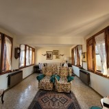 Piazza Piccinino appartamento con 2 balconi