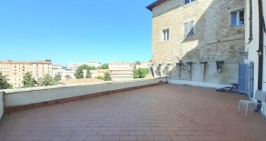 Corso Cavour appartamento con terrazzo